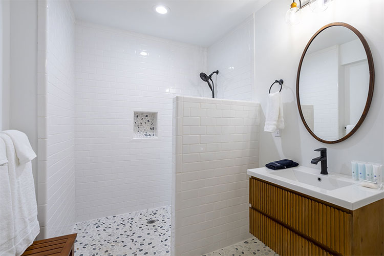 Walk in shower at Group Retreat in Fairhope, Alabama